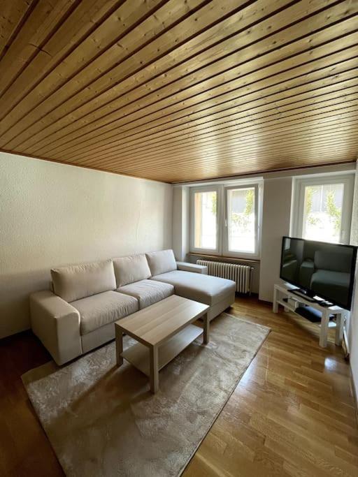 Appartement Avec Love Room Payerne Exterior photo